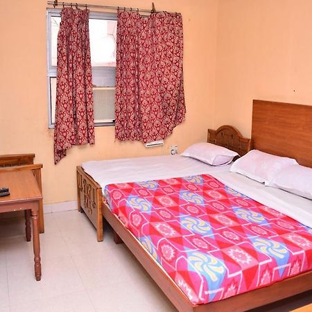 Hotel Soorya International Pondicherry Bagian luar foto