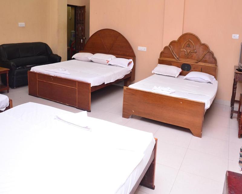 Hotel Soorya International Pondicherry Bagian luar foto