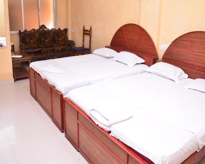 Hotel Soorya International Pondicherry Bagian luar foto