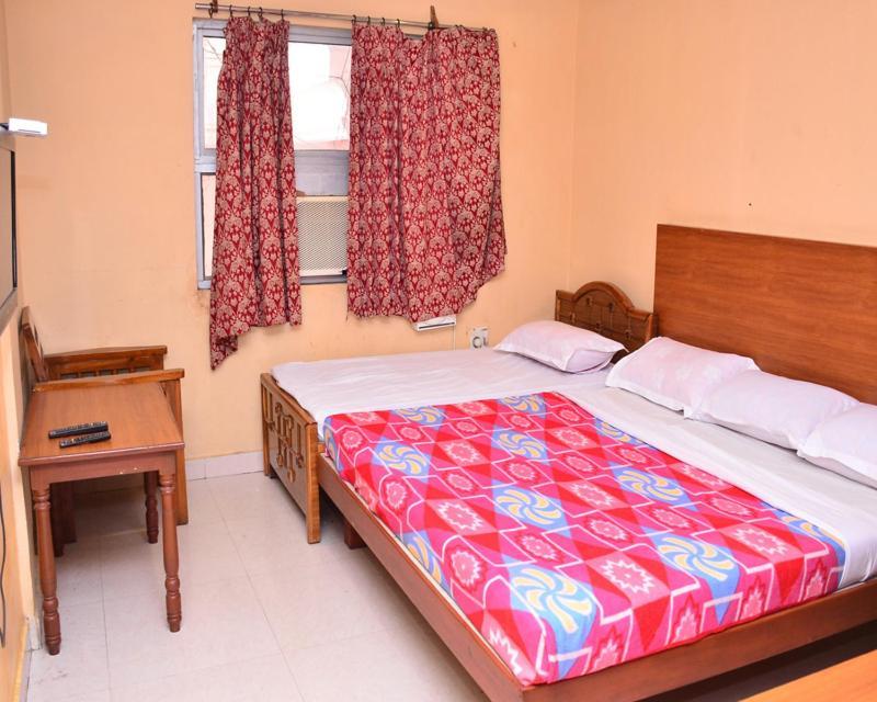 Hotel Soorya International Pondicherry Bagian luar foto